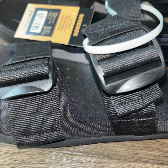 Astral men’s sandals NEW - Picture 3 of 10